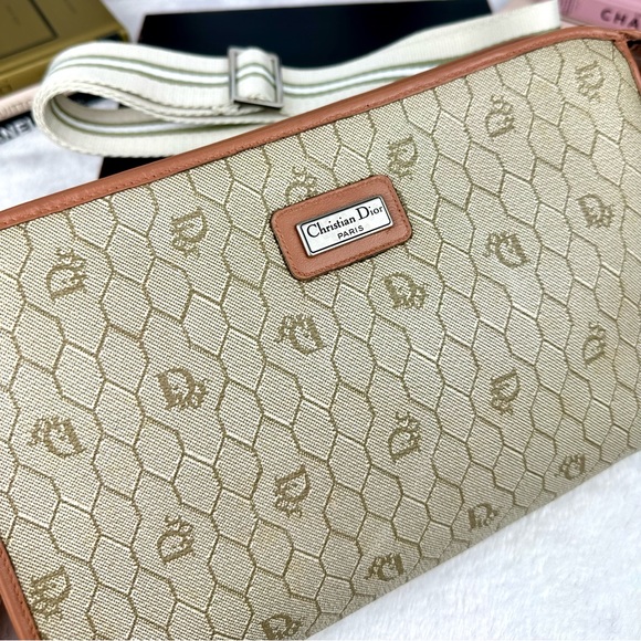 Christian Dior Vintage Crossbody Clutch Bag - Picture 7 of 16